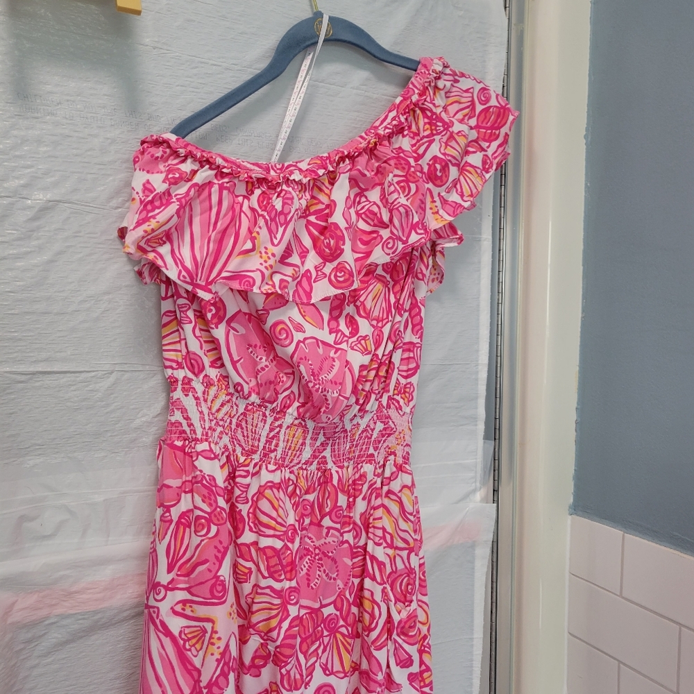 Vintage . Sun dress. One shoulder. Pockets.